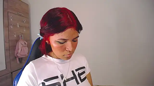 AAfrodithaa online show from 10.18.25