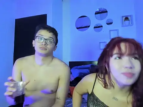 Snapshot of Danniel19 chatting on 11.18.25 Danniel19 online show from 11.18.25