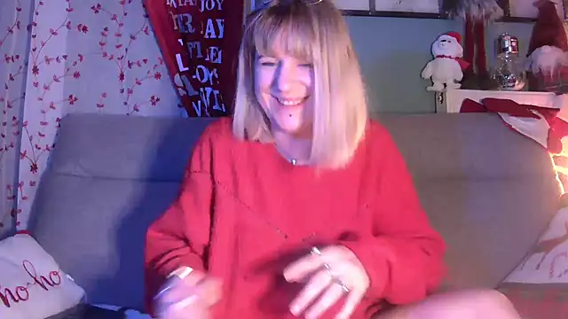 Delichieuse5 online show from 12.16.24