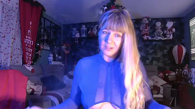 Delichieuse5 online show from 01.02.25