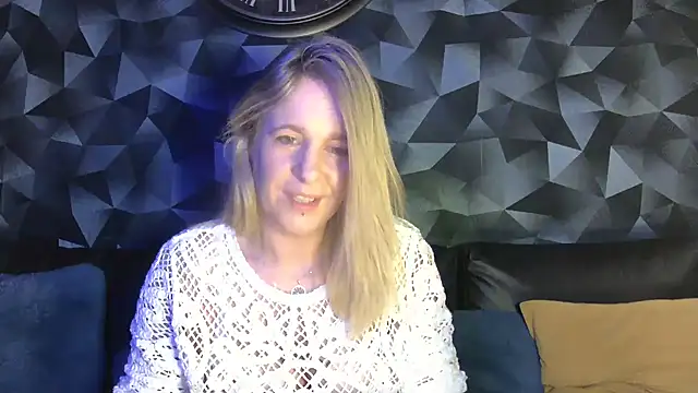 Delichieuse5 online show from 03.30.26