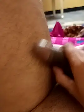 Snapshot of iamgudi1@xh chatting on 10.31.25 iamgudi1xh online show from 10.31.25