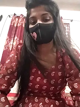 Queen-Any online show from 10.31.25