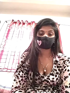 Queen-Any online show from 11.12.25