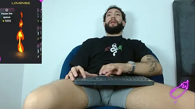 angel kyrozz online show from 12.15.25