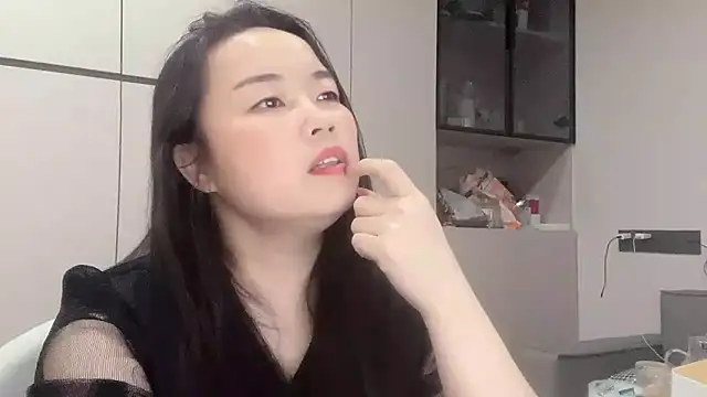 zhiqiu- online show from 10.19.25