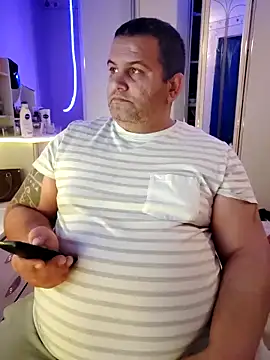 Zsoltzsolti23 online show from 11.29.25