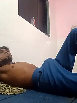 Snapshot of shohrab_hot chatting on 12.15.25 shohrab hot online show from 12.15.25