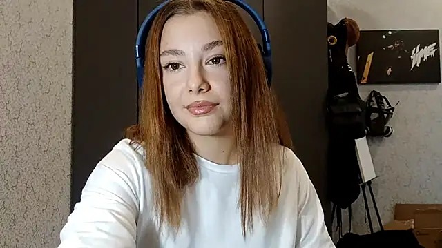 RavenGirlThier online show from 10.06.25