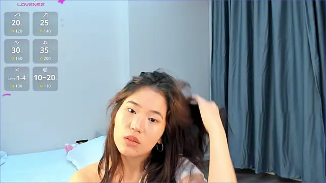 kim sua online show from 10.25.25