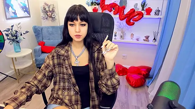 TiffanyYounge online show from 02.09.26