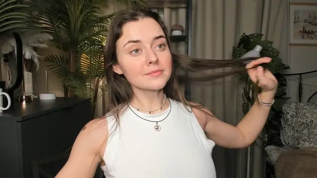 ThelmaJusto online show from 11.29.25