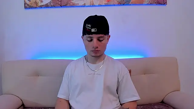 Leoo Miller online show from 10.29.25