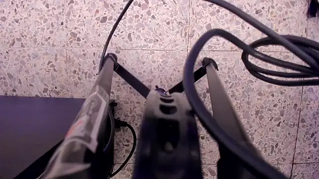 Leoo Miller online show from 11.22.25