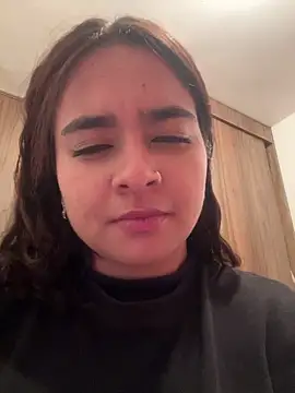 miawallace00 online show from 10.08.25