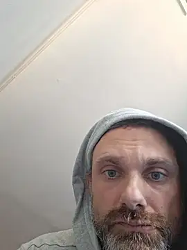 Snapshot of jfro553 chatting on 10.28.25 jfro553 online show from 10.28.25