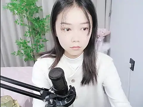 mili0923 online show from 10.20.25