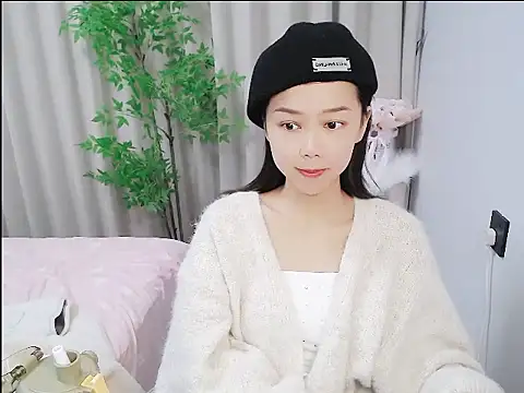 mili0923 online show from 10.22.25