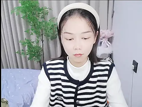 mili0923 online show from 11.16.25