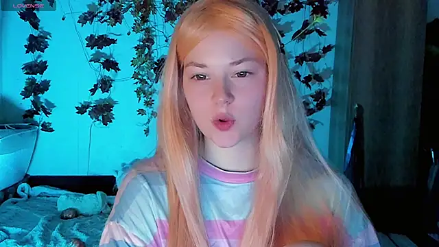 HoneyDazzle online show from 10.22.25