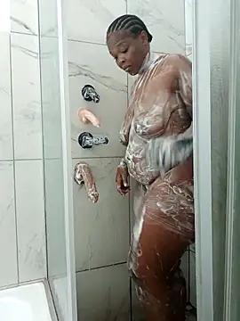 Snapshot of Bigboobsbooty chatting on 02.26.26 Bigboobsbooty online show from 02.26.26