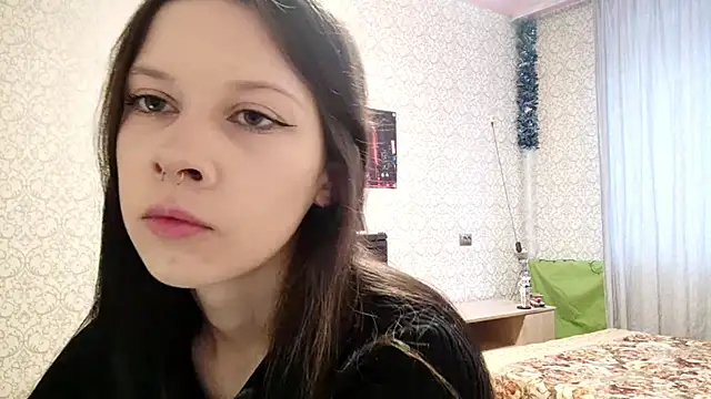 babylilcute online show from 10.11.25