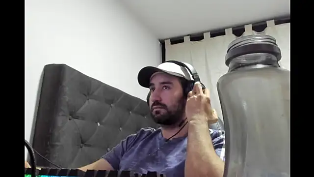 coolfriki online show from 04.17.26