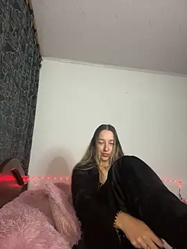 Sophia rouse online show from 10.30.25