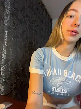 Sophia rouse online show from 11.24.25