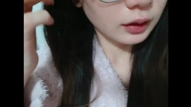 Azusa   online show from 01.12.26