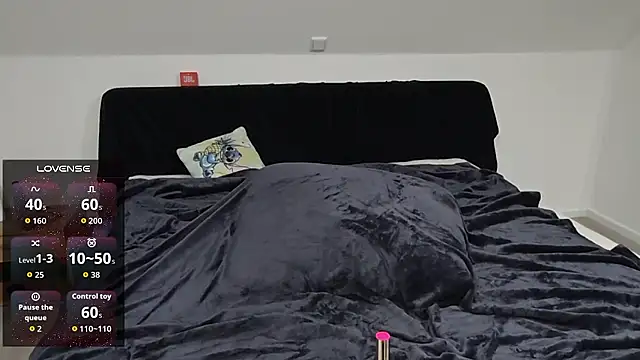 JulX Devot online show from 01.06.26