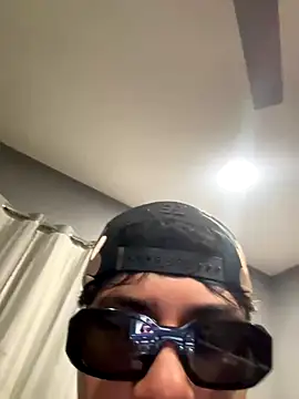 lain213 online show from 10.09.25