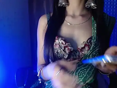 Snapshot of Roiseeee chatting on 02.20.26 Roiseeee online show from 02.20.26