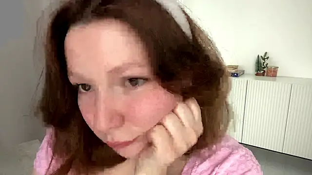 TamekiaSamii online show from 11.14.25