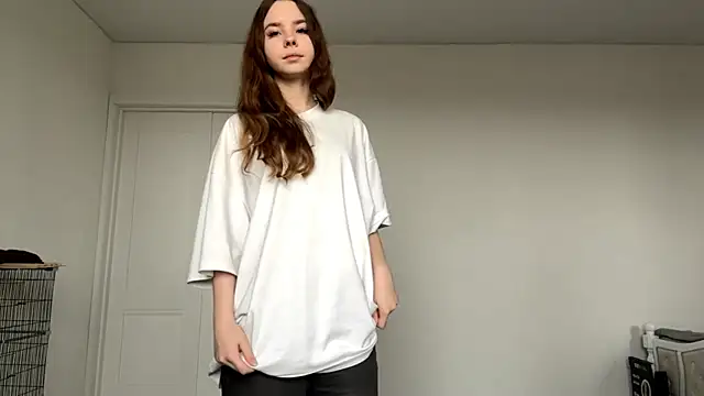 EhtelBiondi online show from 10.31.25