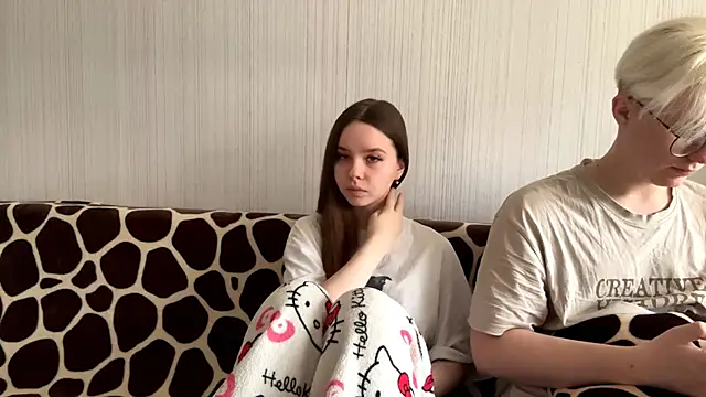 EhtelBiondi online show from 04.09.26