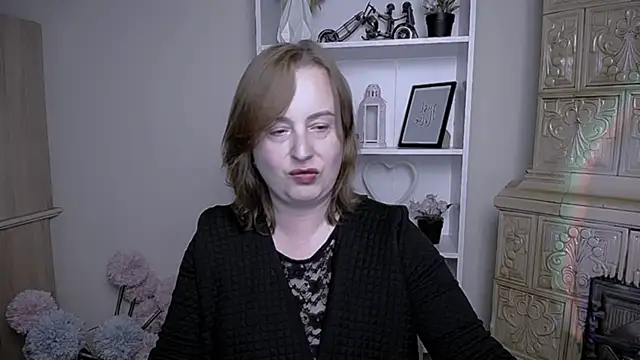 HelenFl online show from 10.10.25