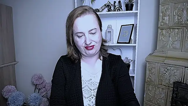 HelenFl online show from 10.11.25