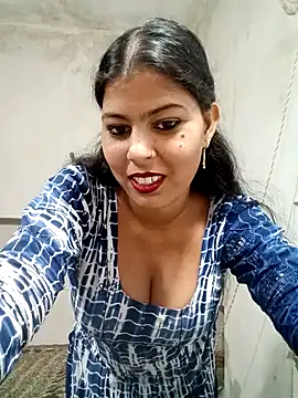 Snapshot of Miya_sistar chatting on 10.26.25 Miya sistar online show from 10.26.25