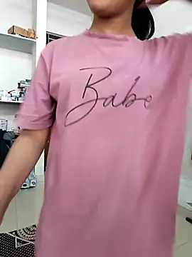 anshika0124 online show from 12.15.25