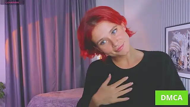 Snapshot of FoxxLina chatting on 10.14.25 FoxxLina online show from 10.14.25