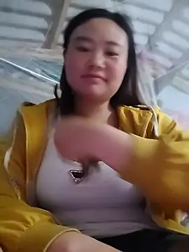 Snapshot of pi-pi-00 chatting on 10.15.25 pi-pi-00 online show from 10.15.25