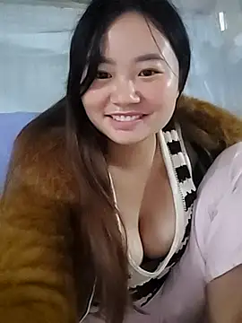 Snapshot of pi-pi-00 chatting on 11.02.25 pi-pi-00 online show from 11.02.25