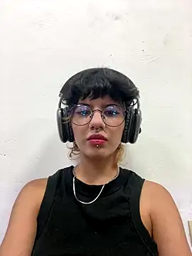 eva caos online show from 11.14.25