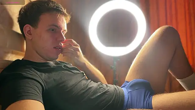 mynameischris online show from 02.24.26