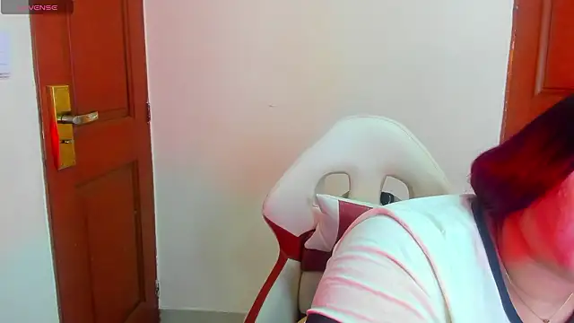 Snapshot of Addyy_02 chatting on 02.19.26 Addyy 02 online show from 02.19.26