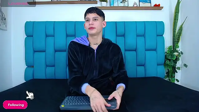 Brian hot online show from 04.22.26