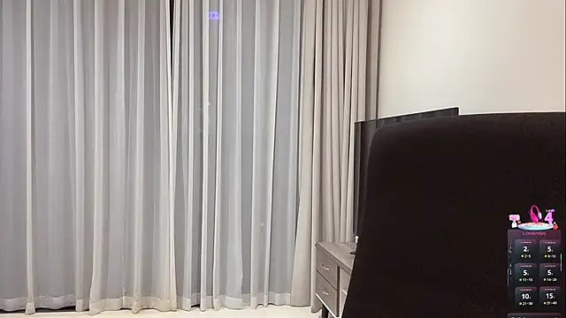 Nebula-qiu online show from 10.15.25