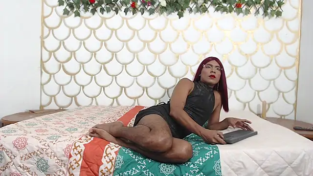 nahomy smiith online show from 02.06.26