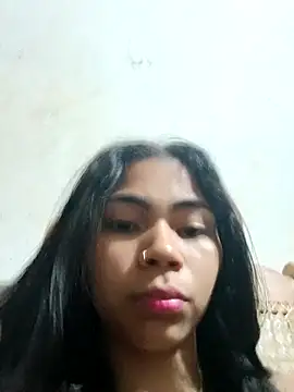Snapshot of Ammyy_Wood_ chatting on 10.20.25 Ammyy Wood online show from 10.20.25